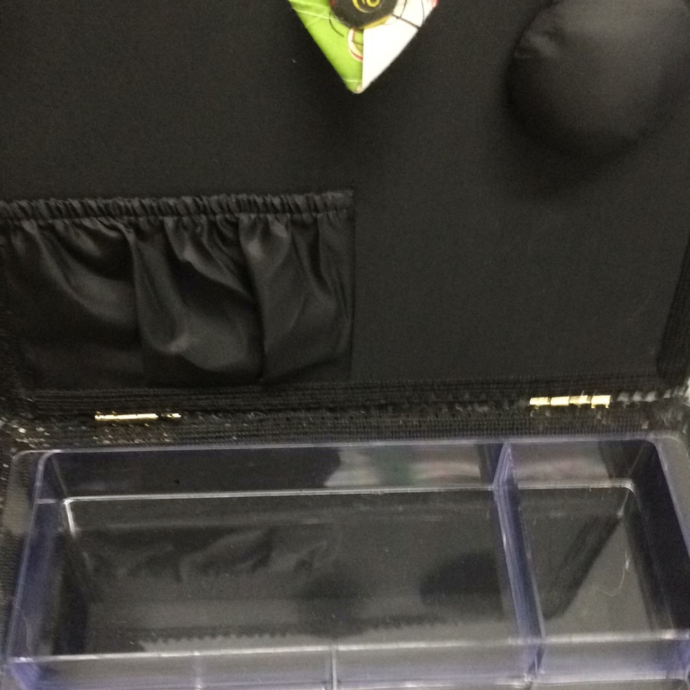 Sewing Box - Picture 3 of 3